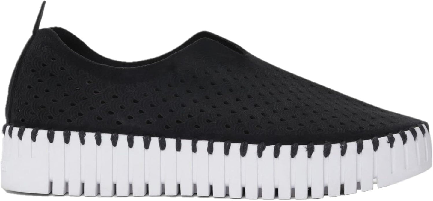 Isle Jacobsen Black Cutout Flats, Size 38