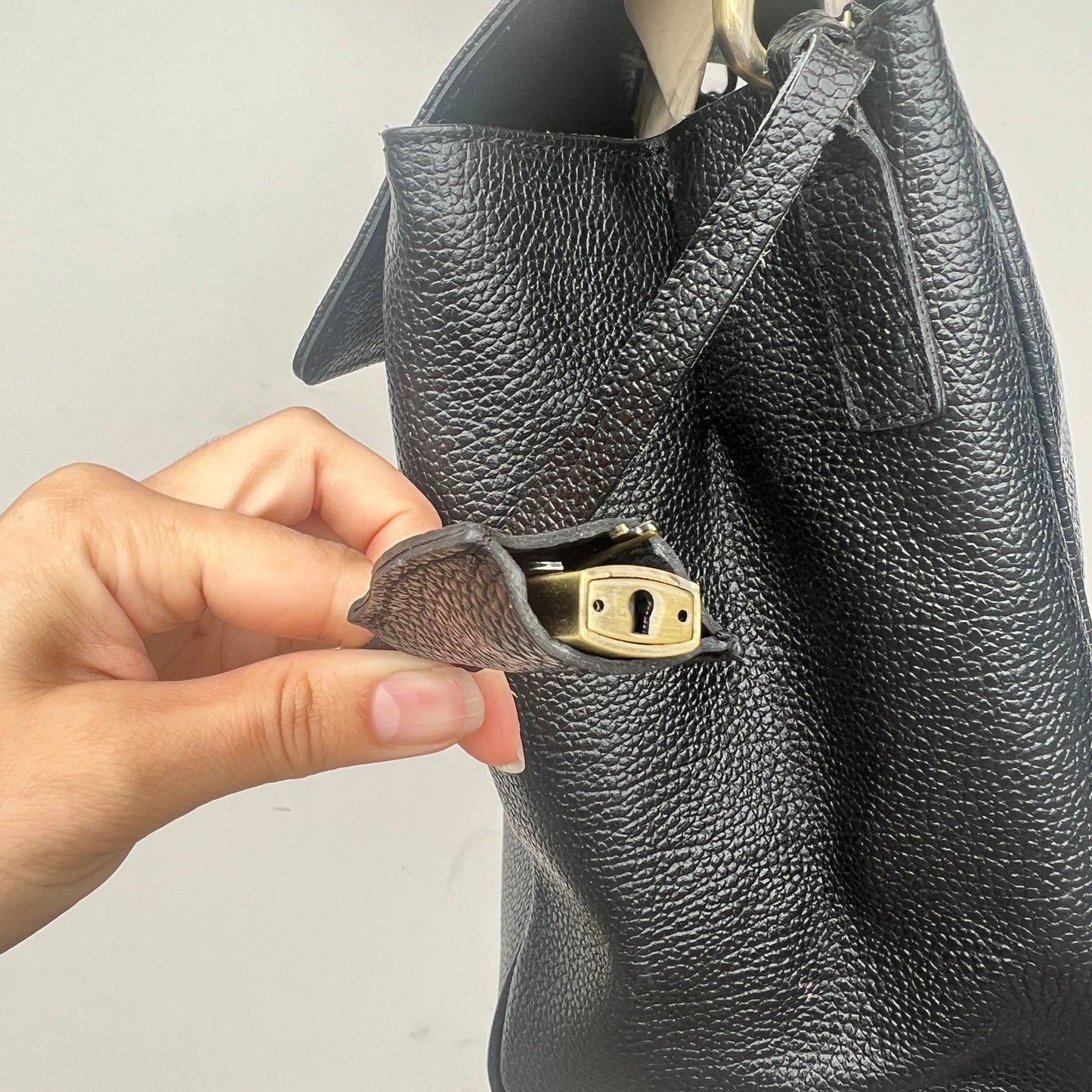 Gianni Conti Genuine Leather Black Handbag