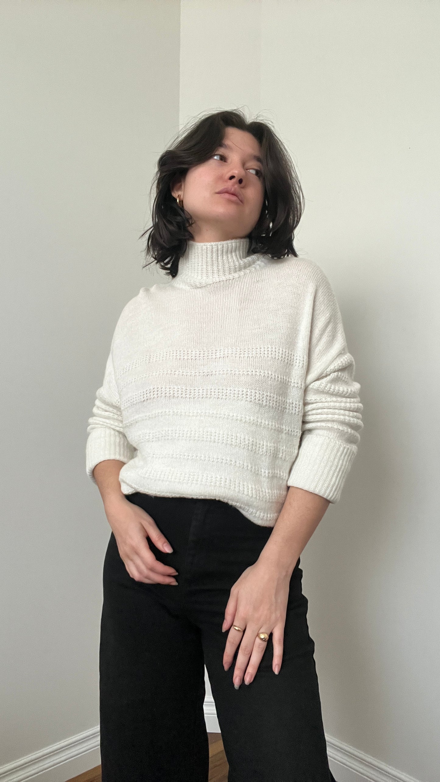 Max Studio White Stripe Textured Turtleneck, Size L