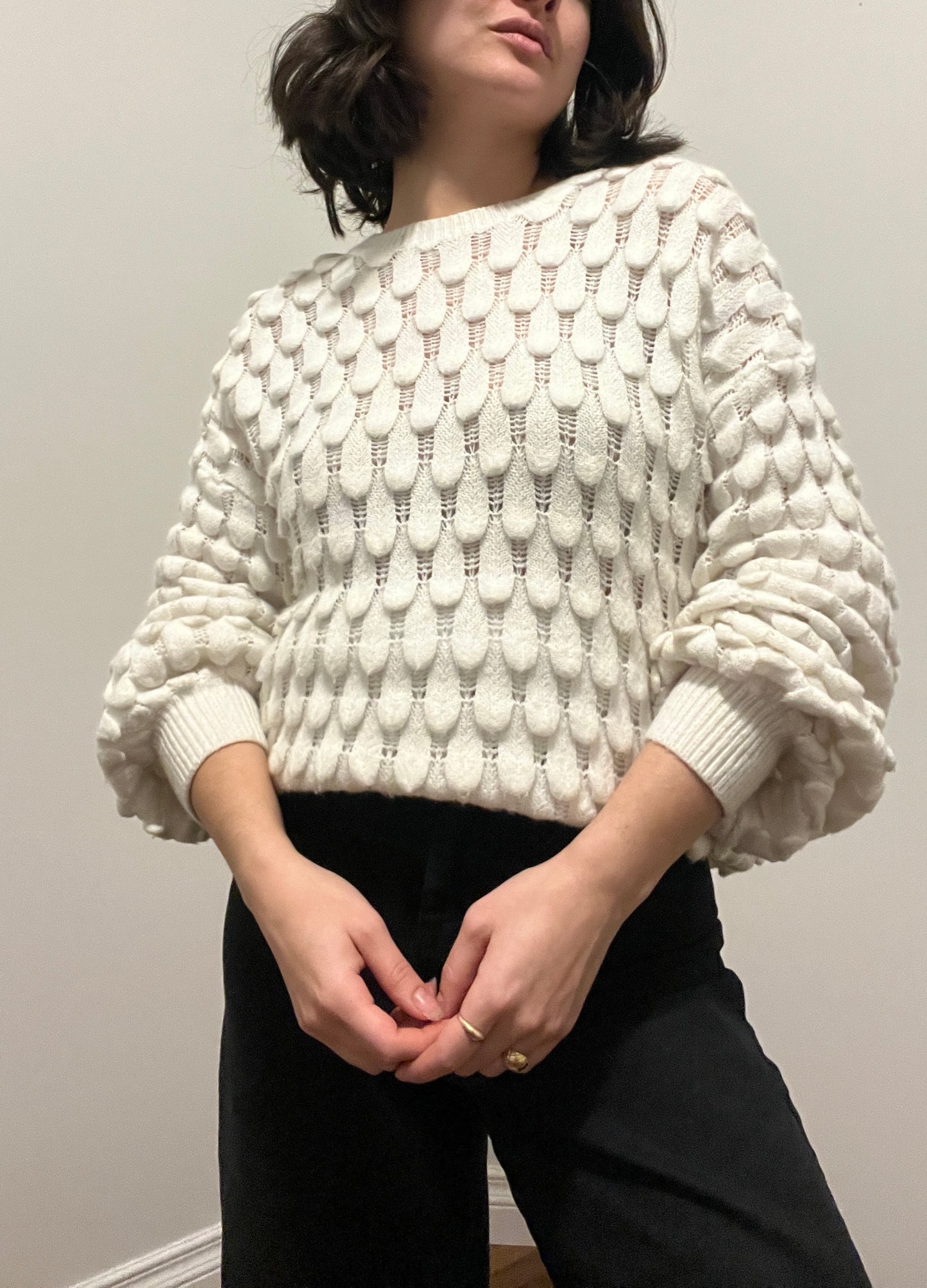 Melanie Lyne White Scallop Weave Sweater, Size L